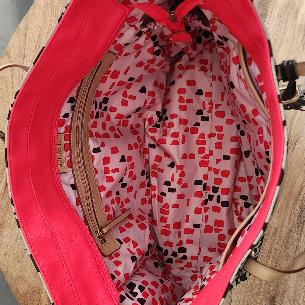Stella and Dot La Totale Hello Sunshine Ikat Zipper Tote - Picture 5 of 16
